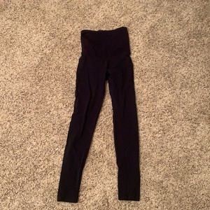 Maternity leggings black size small